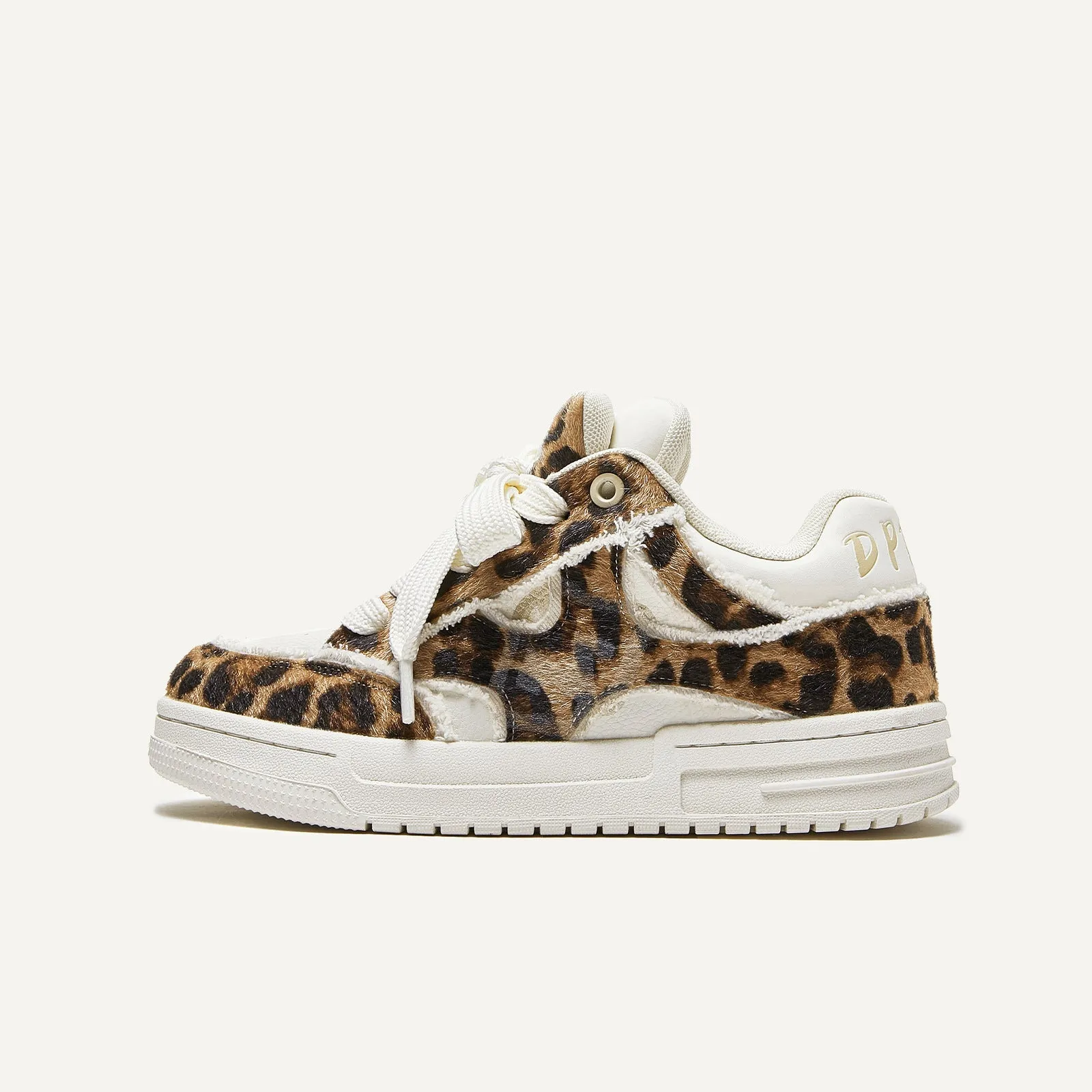Air AXIS762 Sneakers