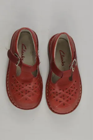 Clarks Size 9 Leather Shoes