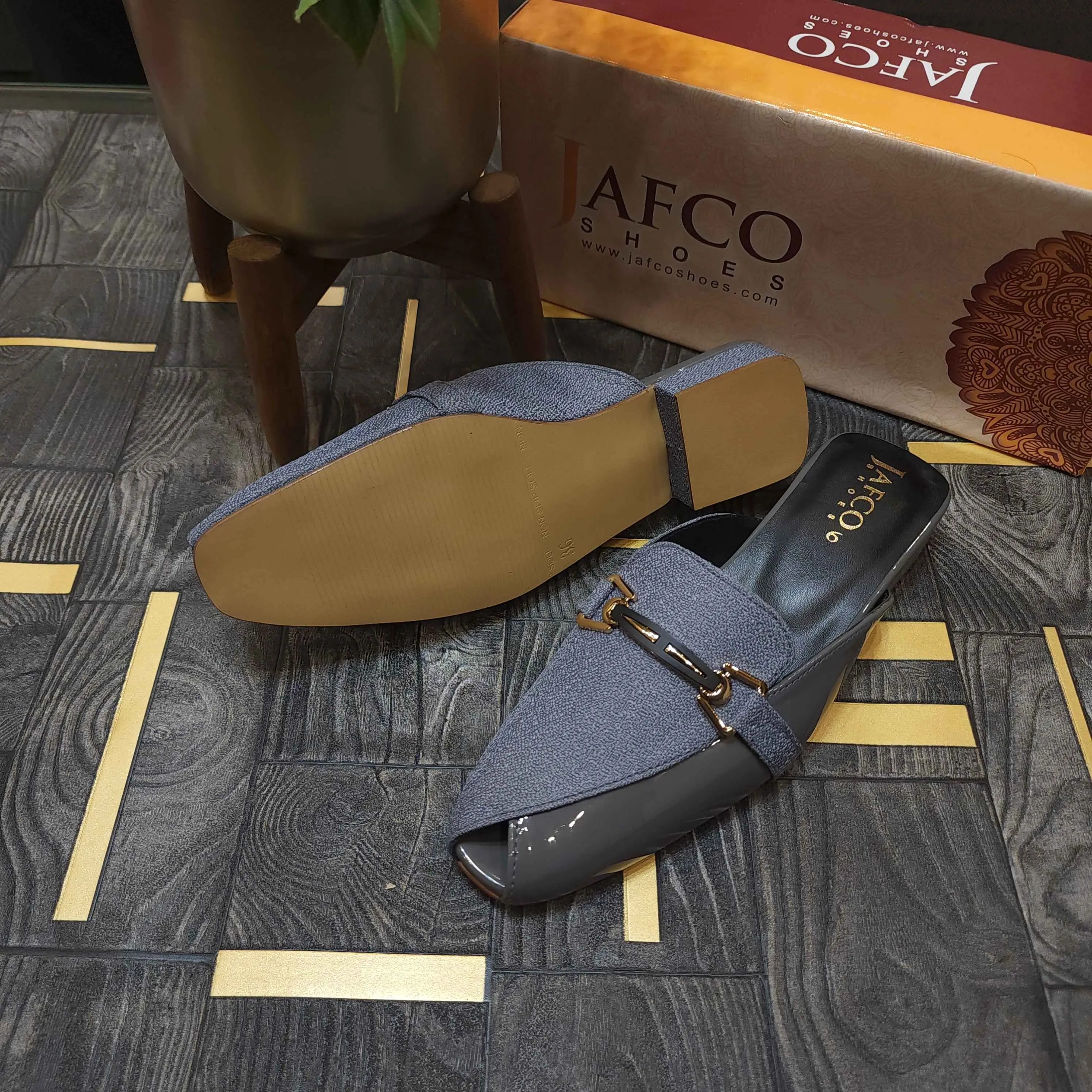Grey Peshawri Pattern Slippers