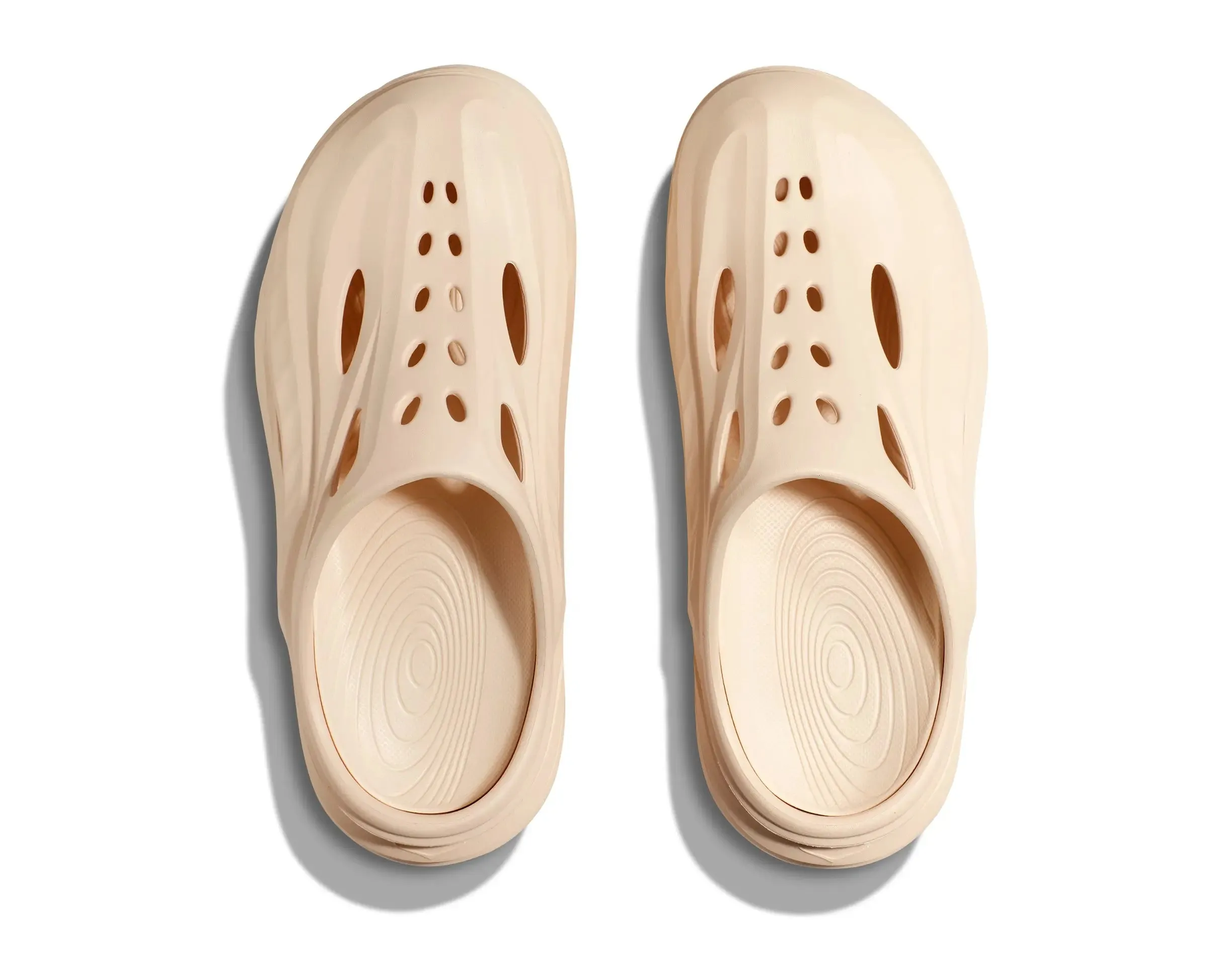 HOKA Ora Recovery Mule – Comfort Meets Modern Design