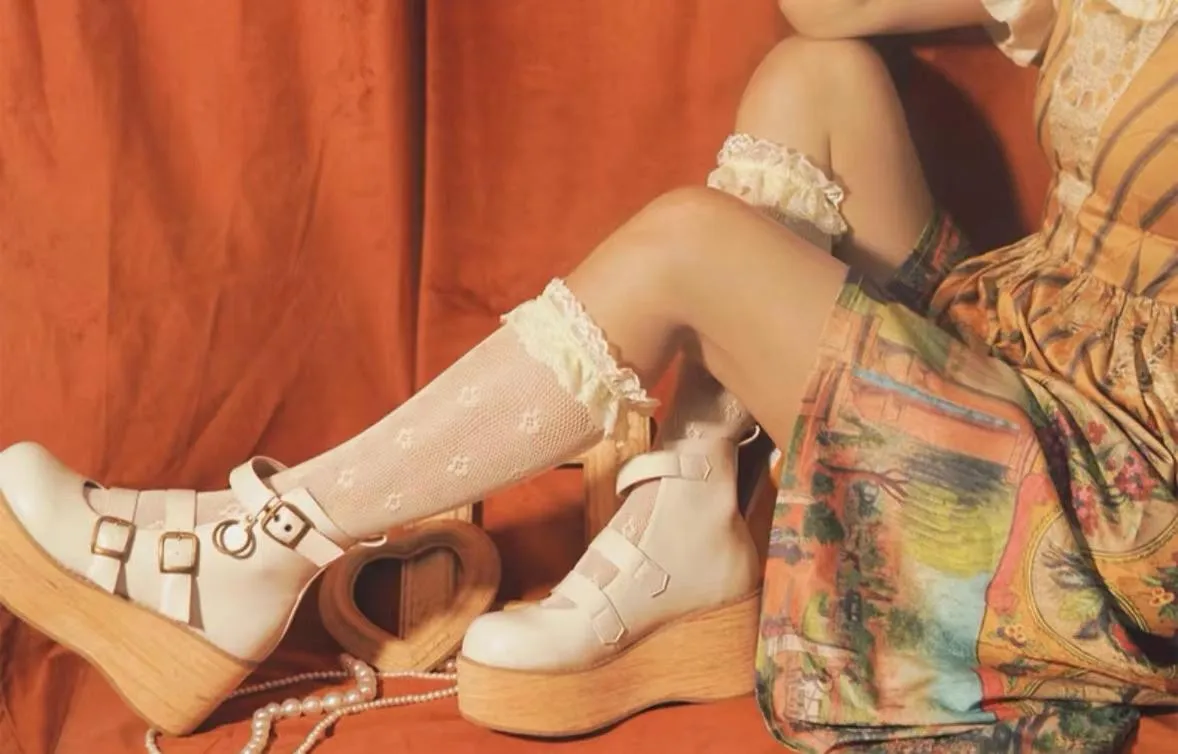 MODO~Retro Lolita Platform Shoes Round Toe Thick Sole