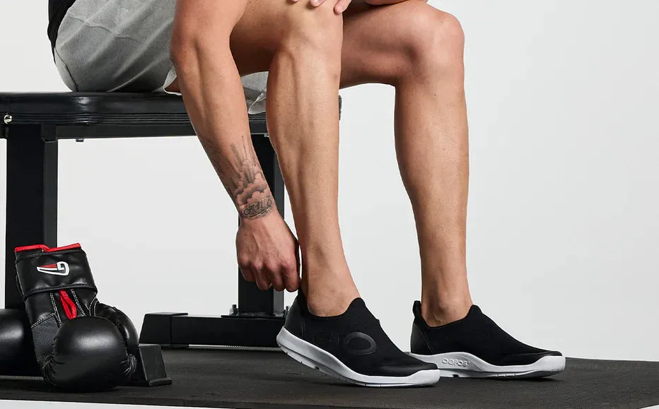 OOFOS OOmg Sport Shoe (White/Black) - Men's