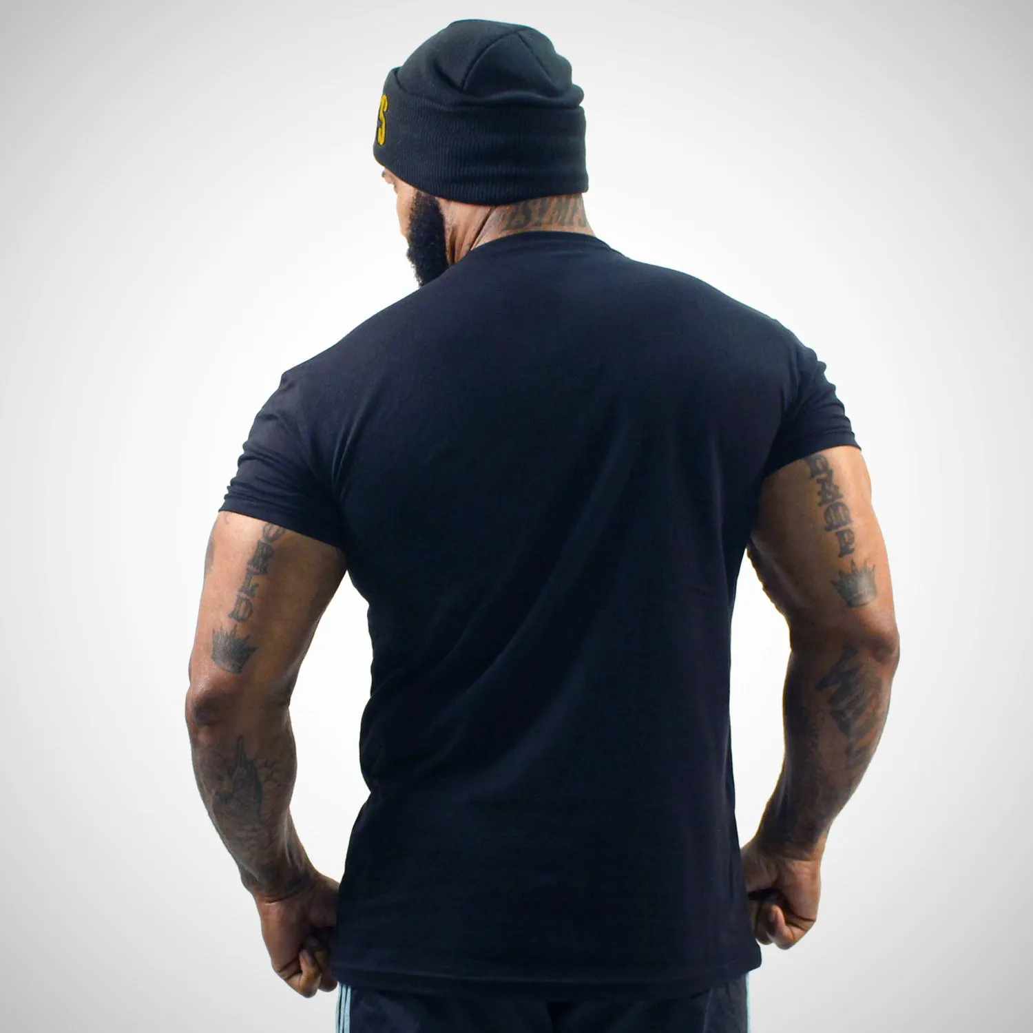 SA118 - Iron Addicts Gym Tshirt