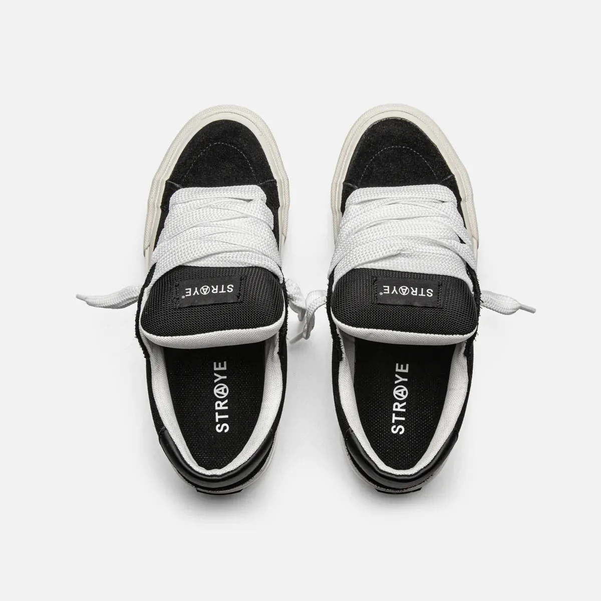 STRAYE Logan Puff Black Sneakers