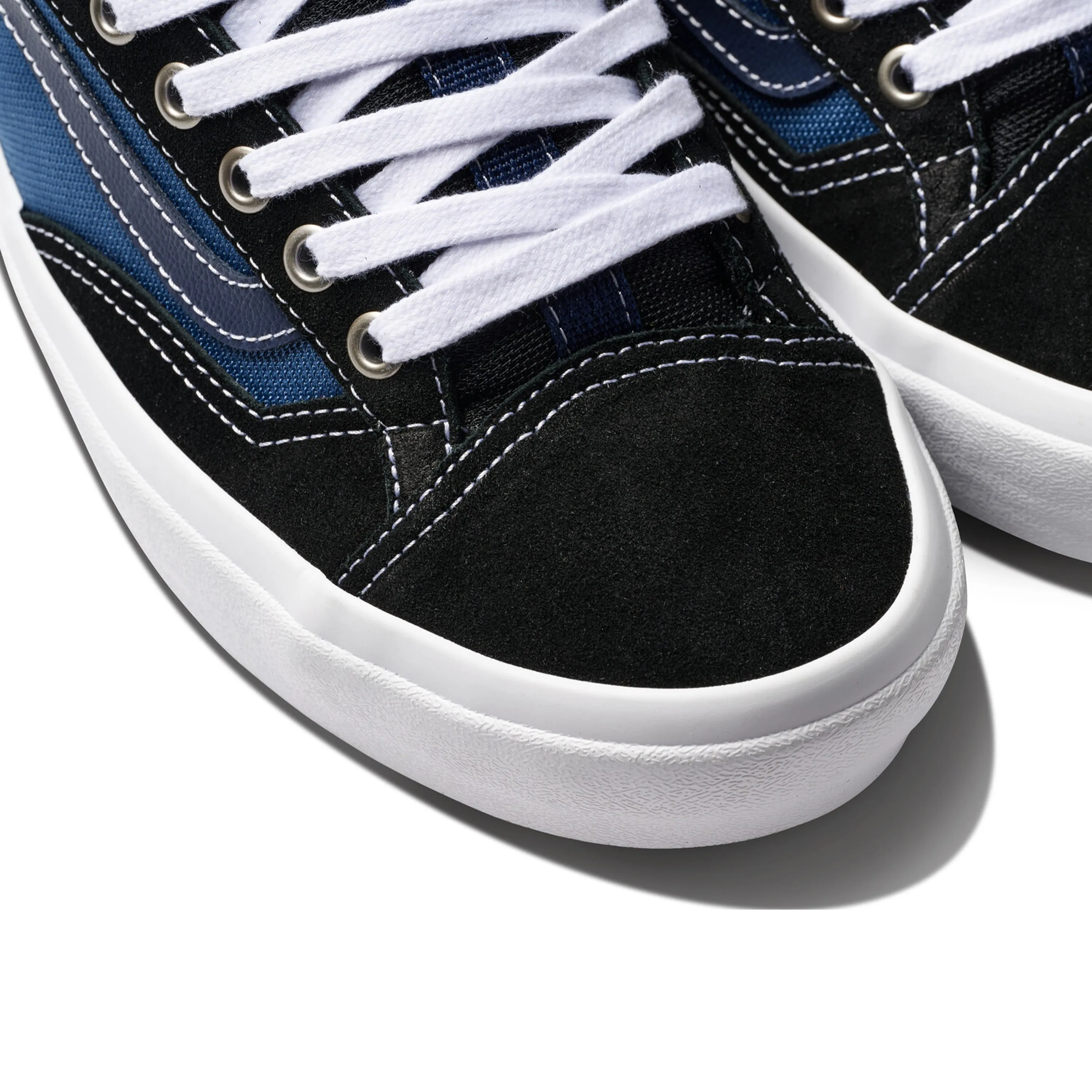 VANS SKATE OLD SKOOL 36  NAVY / RED